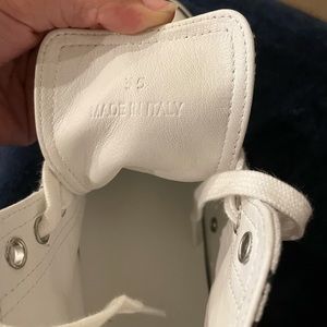 Women’s shoe vetements size 5